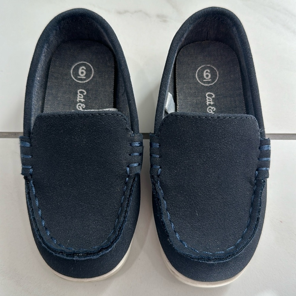EUC Cat & Jack boat style shoe Boys toddler size 6 Dress Shoe Loafer